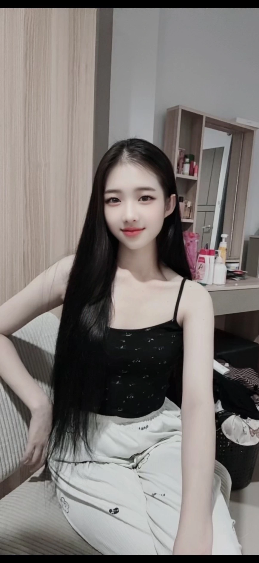 น้อง สกาย ไซด์ไลน์ตรงปก รับงาน ตากสิน  ฟิวแฟน เด็กเอ็น เรท 1,300 บาท