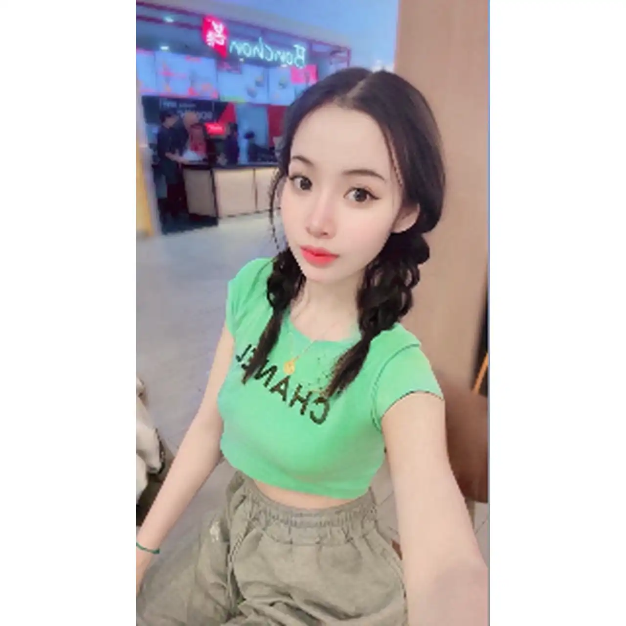  น้อง มารีน ตัวจริงขาวสวย รับงาน กรุงเทพ - ไซด์ไลน์ตรงปก Fanschao